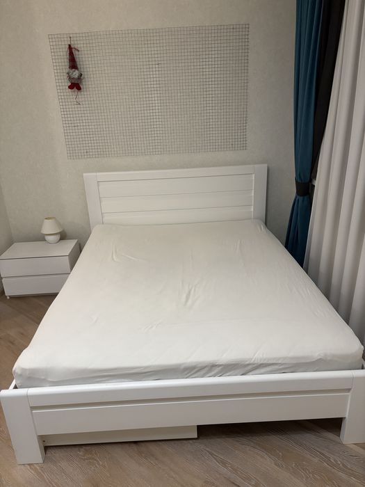 Продається кровать 1600*2000 дерево бук