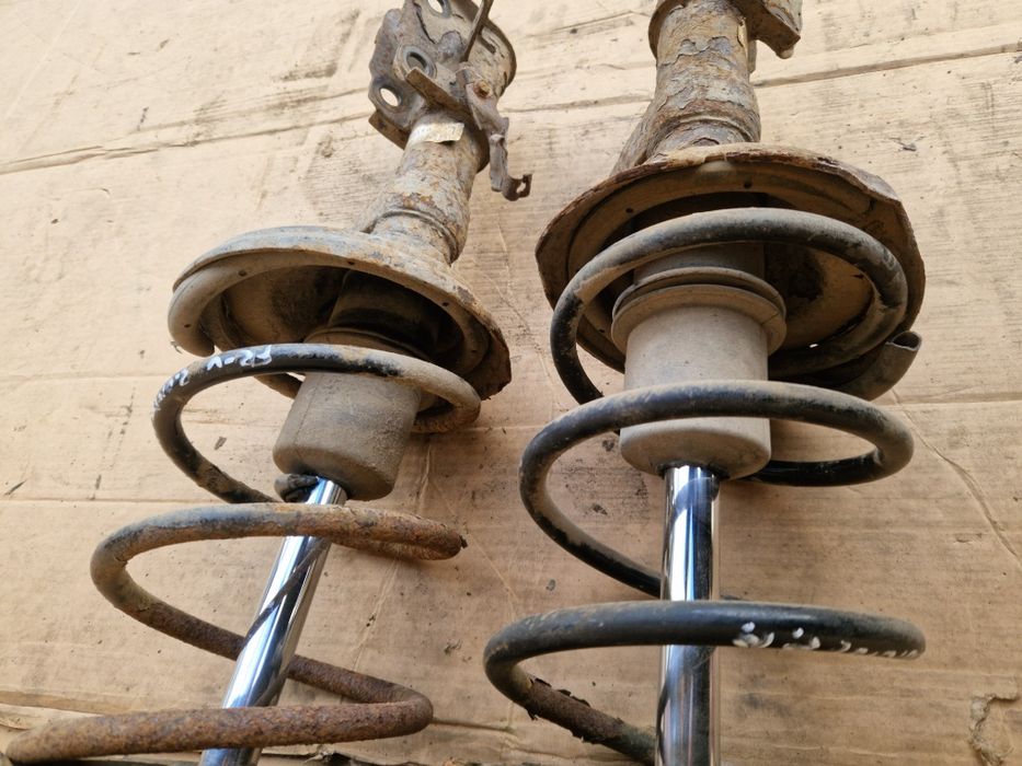 Amortyzatory sprężyny przednie mcphersony przód 2.0 i-vtec Honda FR-V