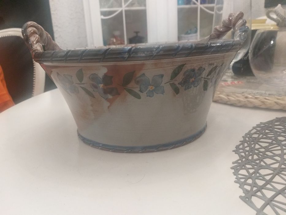 Piękna,ceramiczna,ręcznie robiona i malowana waza z sygnaturą