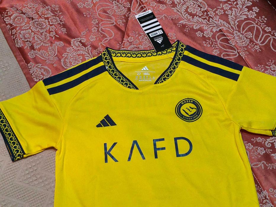 Camisola Criança Ronaldo Equipamento Al Nassr | NOVO