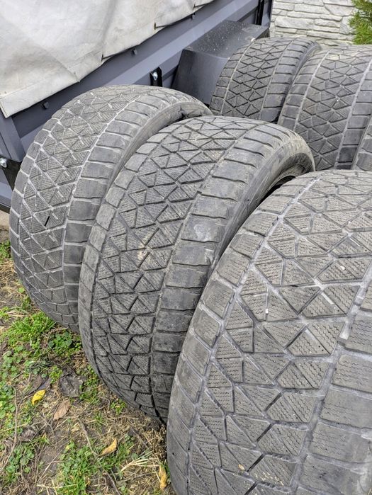 Bridgestone Blizzak 285 50 R20 зимние 2шт зима пара