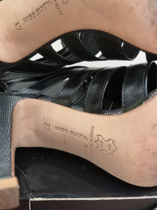 Sandálias Miss Sixty 37