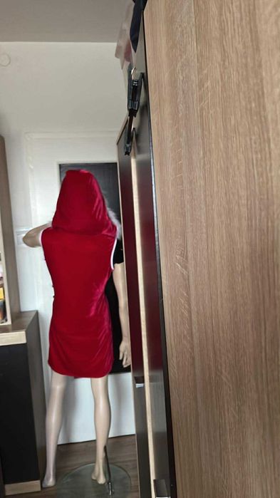 Nr 15 Przebranie, kostium, Pani Mikołaj.