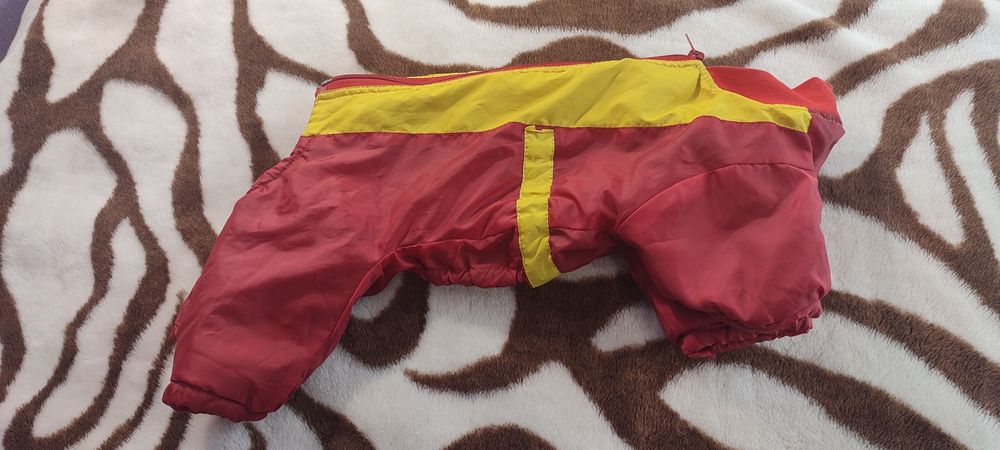 Комбінезон для собаки , розмір S