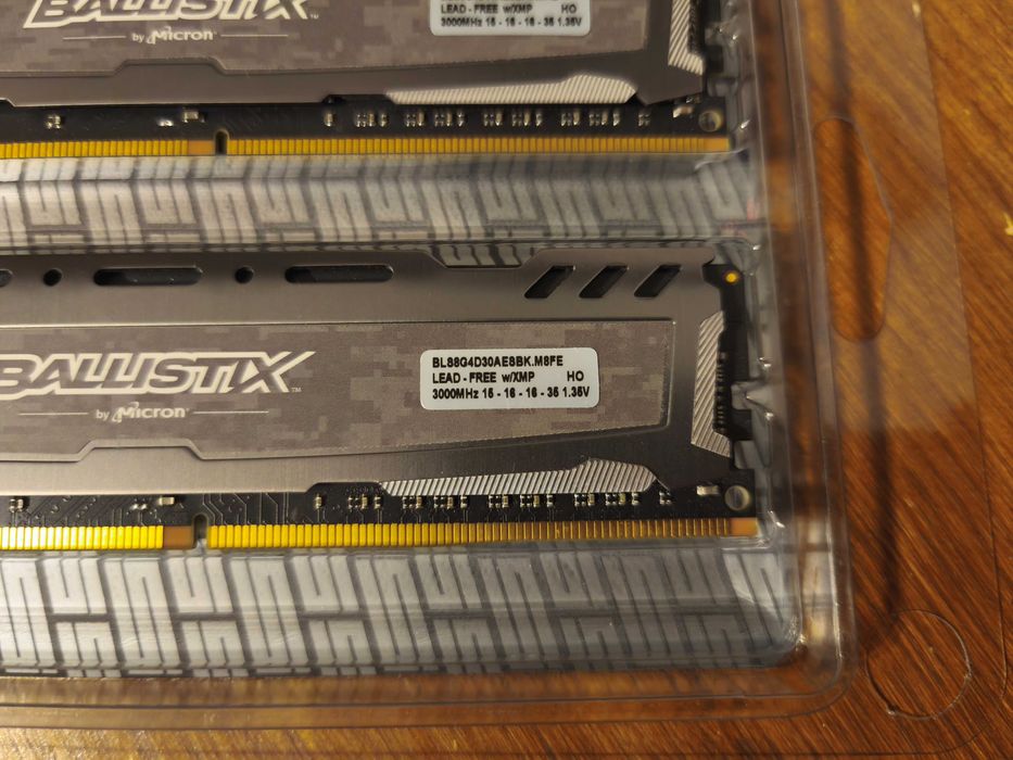 Crucial Ballistix Sport LT DDR4-3000 16 GB (2x8GB) BLS2K8G4D30AESBK