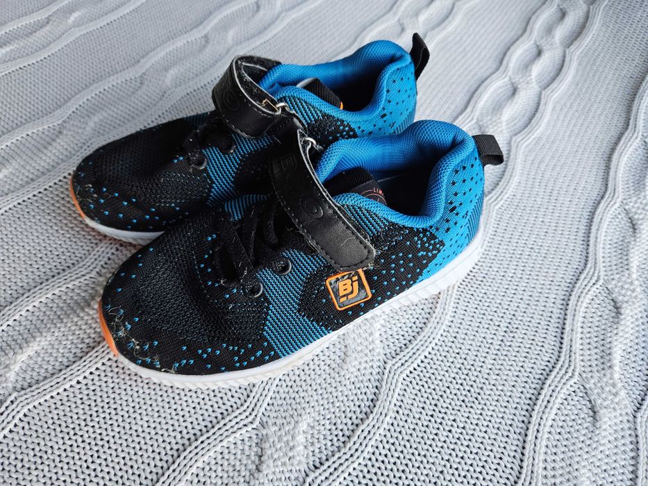 Adidasy, pólbuty Bejo, rozm.29