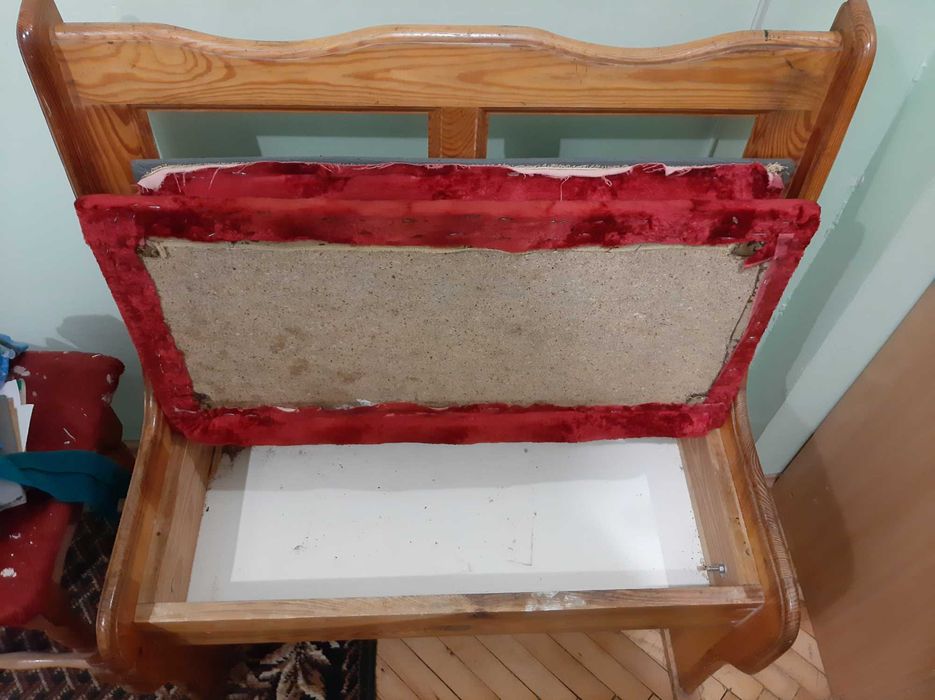 Meble drewniane Ławka kuchenna ze schowkiem Do odnowienia Drewno PRL