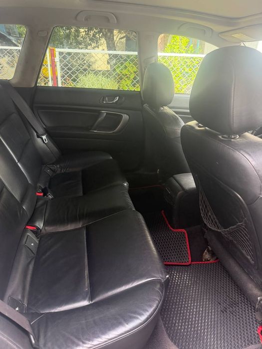 Продам SUBARU OUTBACK 3.0 AT