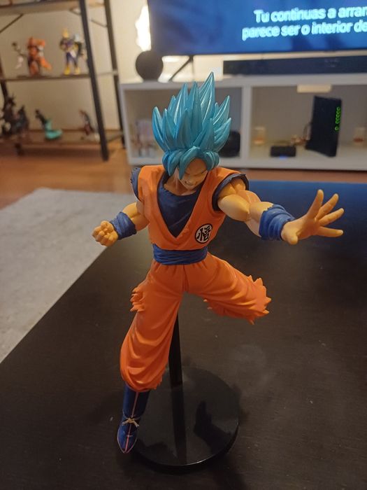 Dragon Ball Super Goku God Mode Figura