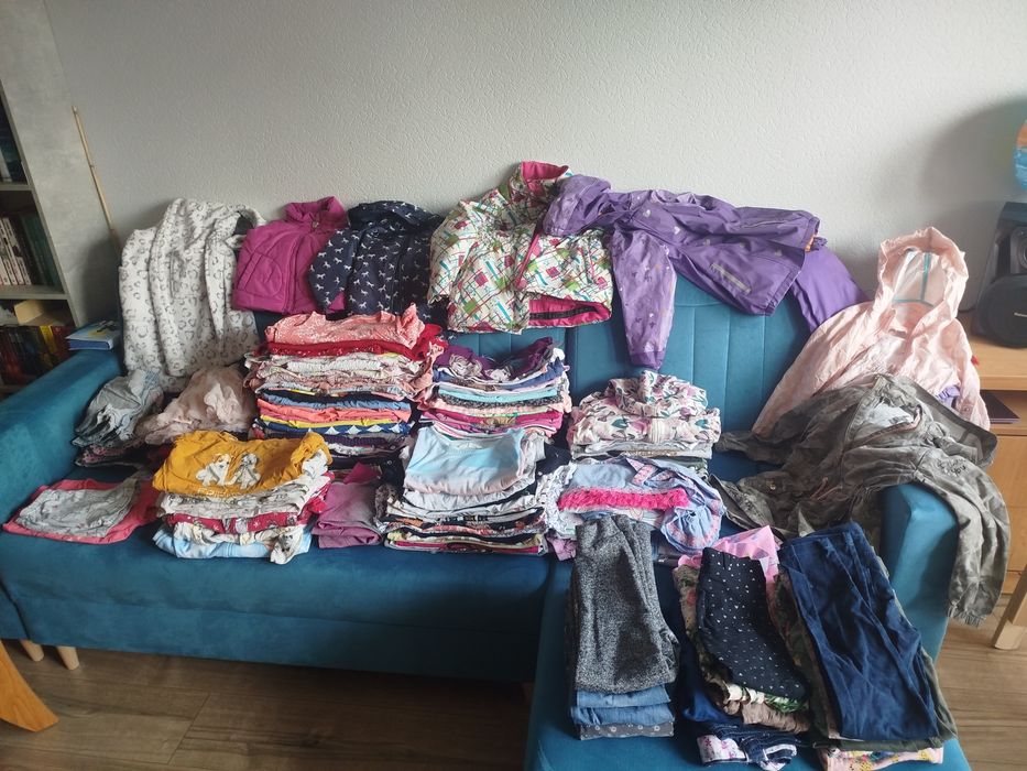 Bardzo dużo paka ubrań dla dziewczynki 110-128