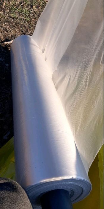 Плівка для МУЛЬЧУВАННЯ кавуна АРБУЗА прозора та чорна для полуниці/ОПТ