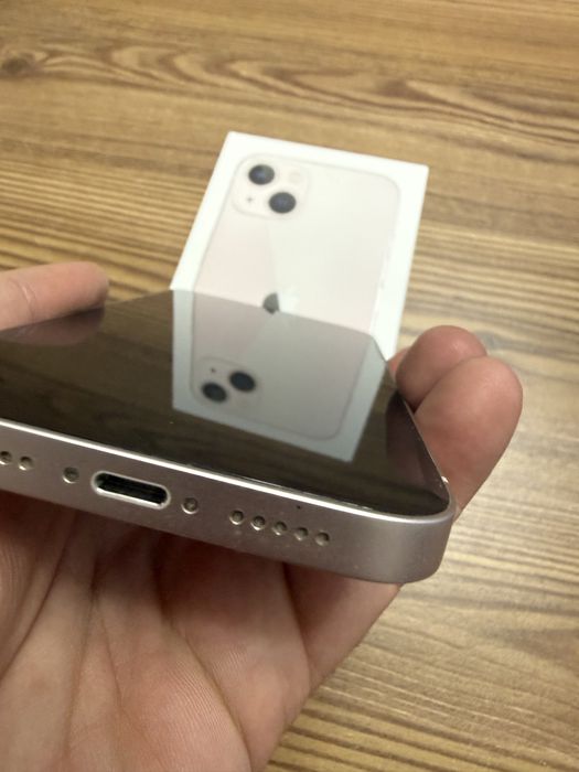 iPhone 13 256 GB Różowy / Pink – świetny stan + 3 etui MagSafe
