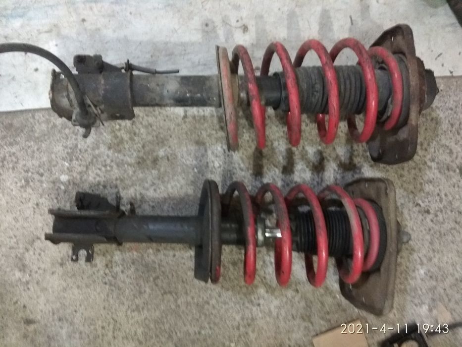 Пружини стойки  Citroen Jumpy Berlingo Пежо партнер Peugeot Fiat Scudo