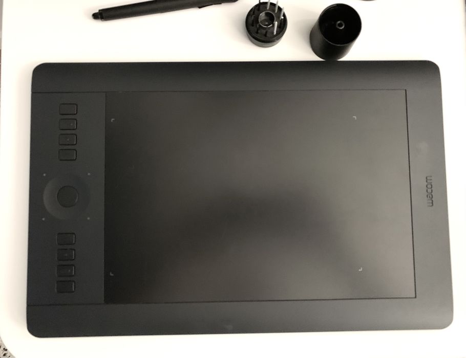 Tablet graficzny WACOM Intuos ProM