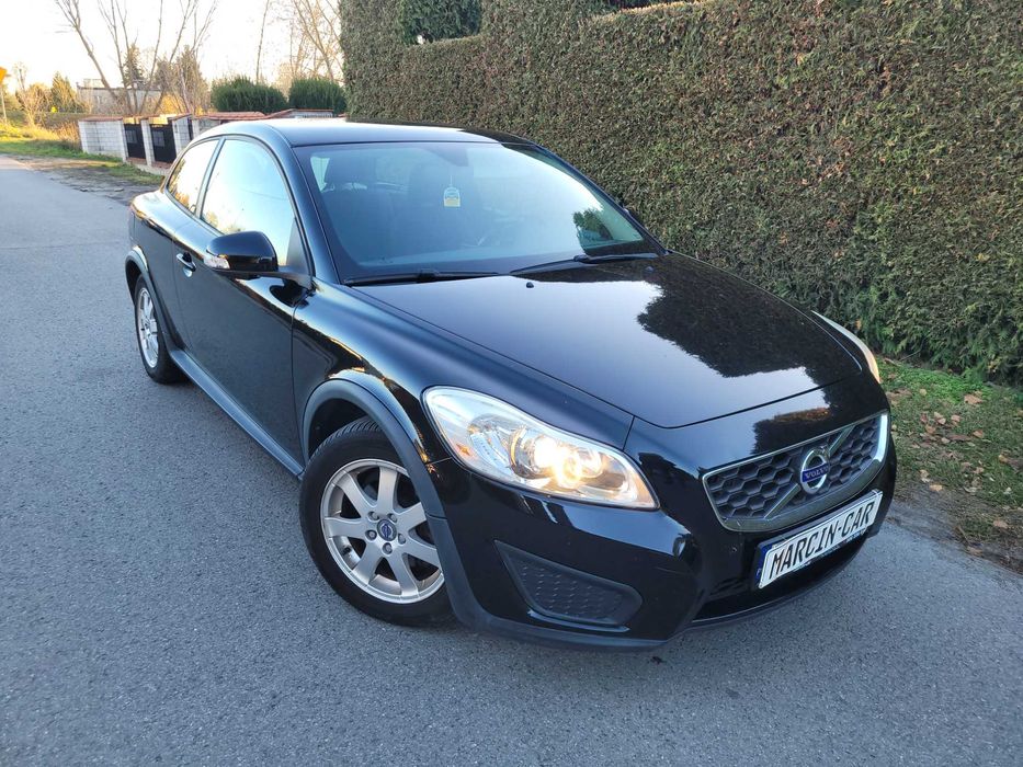 Volvo c30 1.6 e-hdi 112 KM Alu Klimatron Navi Lift Serwis NAP!!