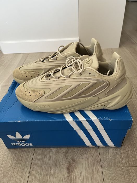 Adidas Ozelia 45 1/3