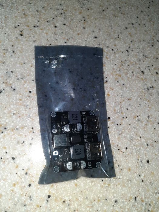 Швидка зарядка USB від аккумулятора 6-32В