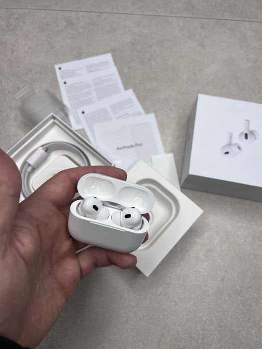 Airpods pro 2,шумоподавl ux якість 1:1 бездротові навушники