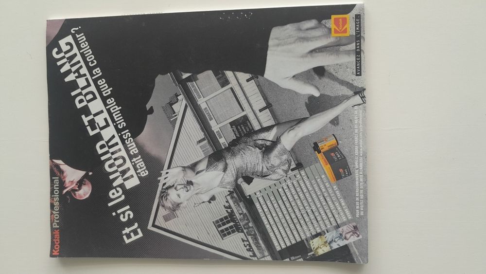 Revista French Photo - Chris Morris: Repórter de Guerra set 1998