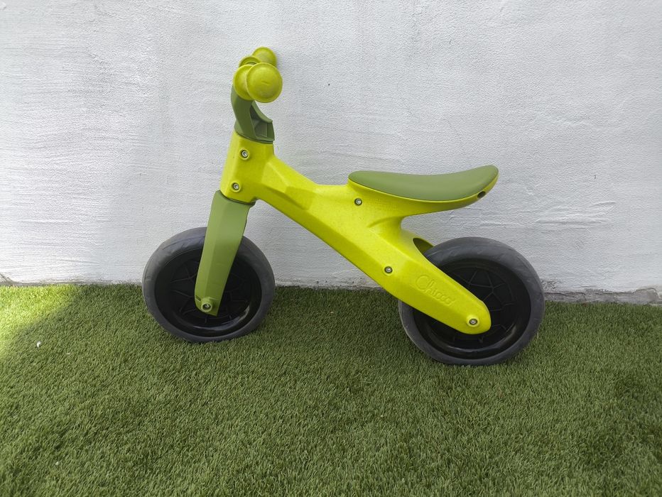 Bicicleta Chicco para criança 18M+