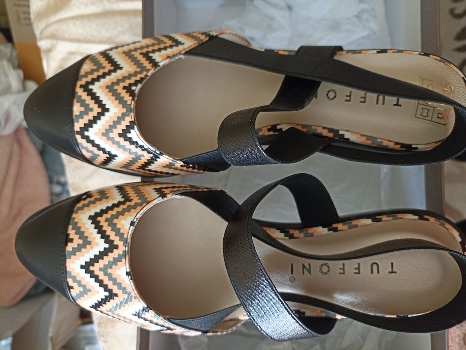 Босоножки женские