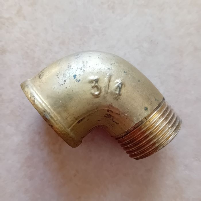 Material de canalização latão