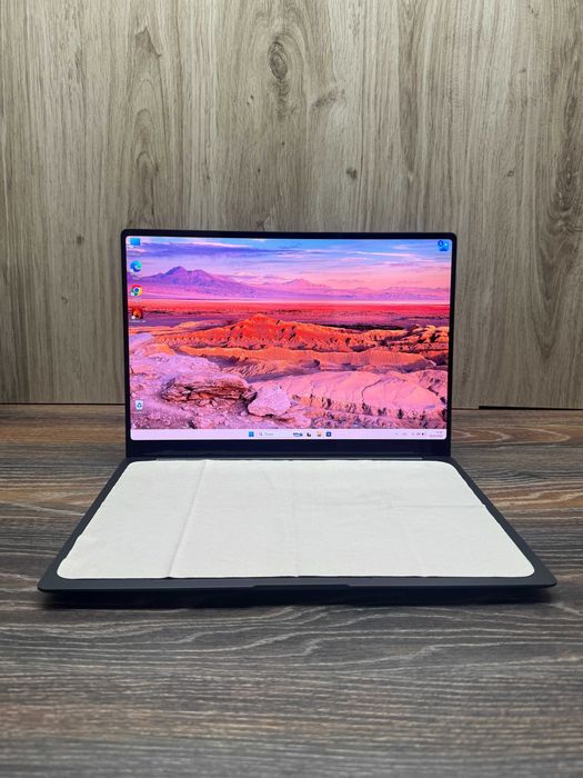 Samsung Galaxy Book3 Ultra -16" 3K AMOLED 120Hz / i9-13900H / 32GB / RTX 4070 8GB — ультратонкий преміум ноутбук