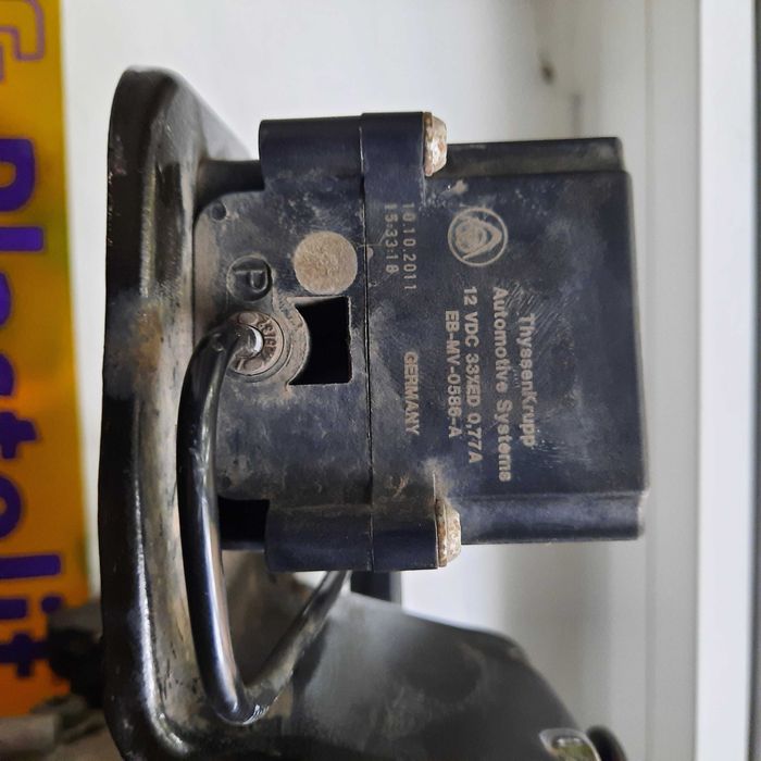 БМВ Х 5 Е 70 насос подкачки пневмы рабочий