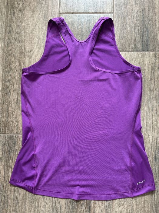 Спортивна майка nike жіноча