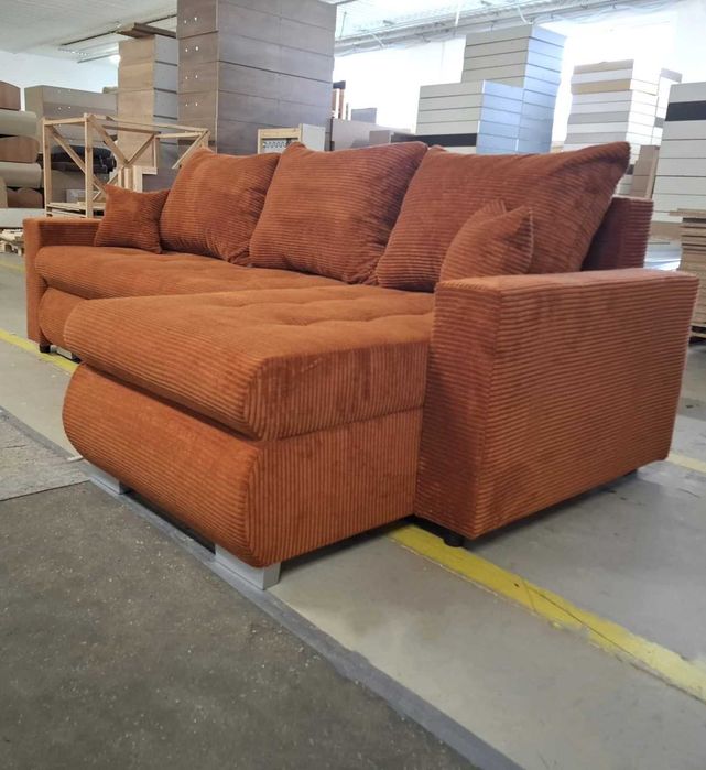 Sofa narożna w tkaninie SZTRUKS