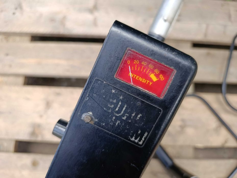 Wykrywacz metali Whites TM 800 ramowy