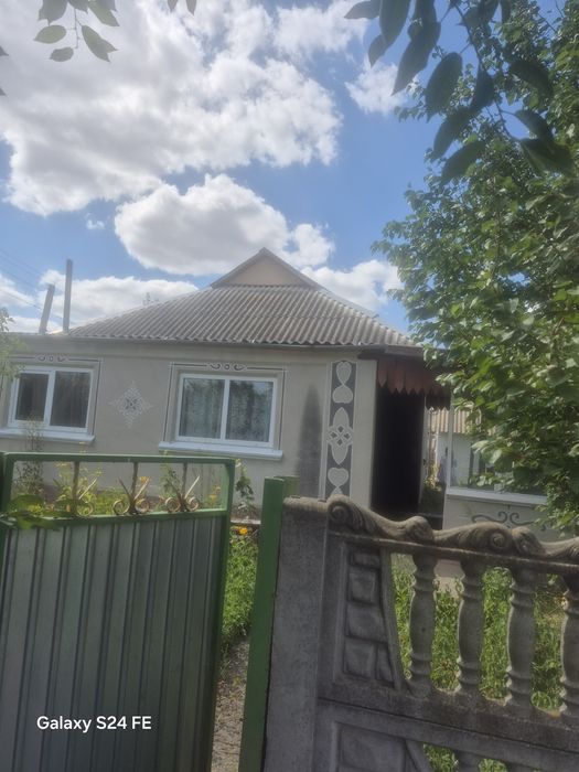 Продам будинок с.Трушки