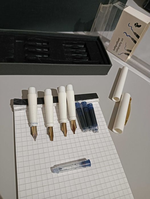 Set Caligrafia Tiger – Caneta + 4 Pontas + Tintas