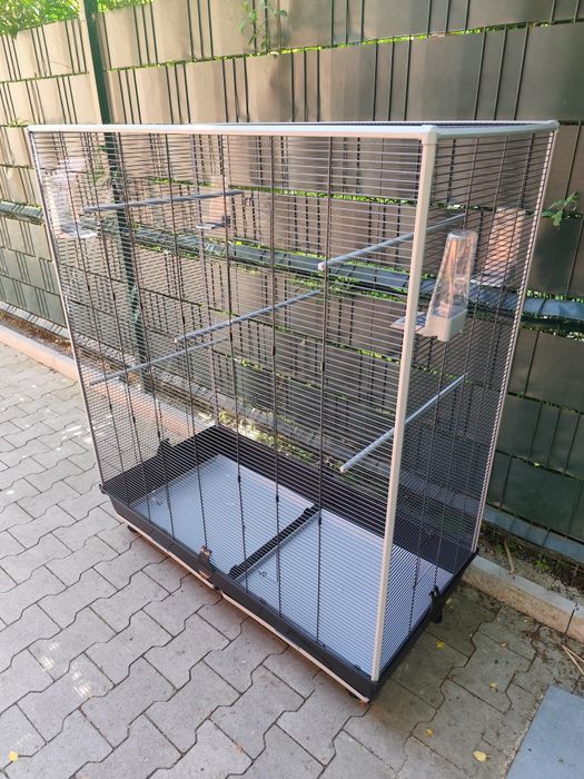 Naprawdę spora klatka dla ptaków Tiaki 120x59x132 cm