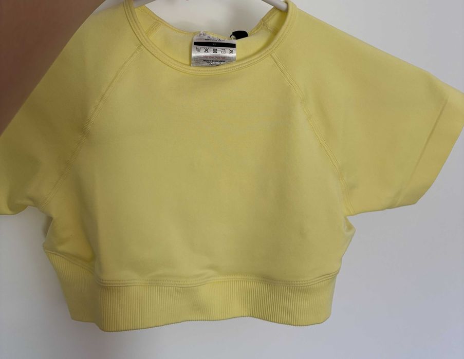 Crop Top desporto AYBL