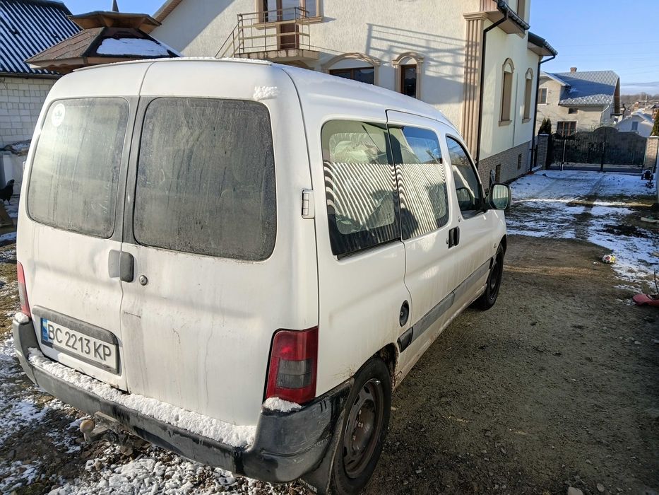 Пежо партнер пасажир 2,0 дізель