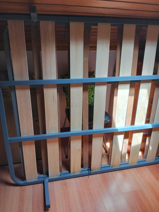Estrados cama com pés