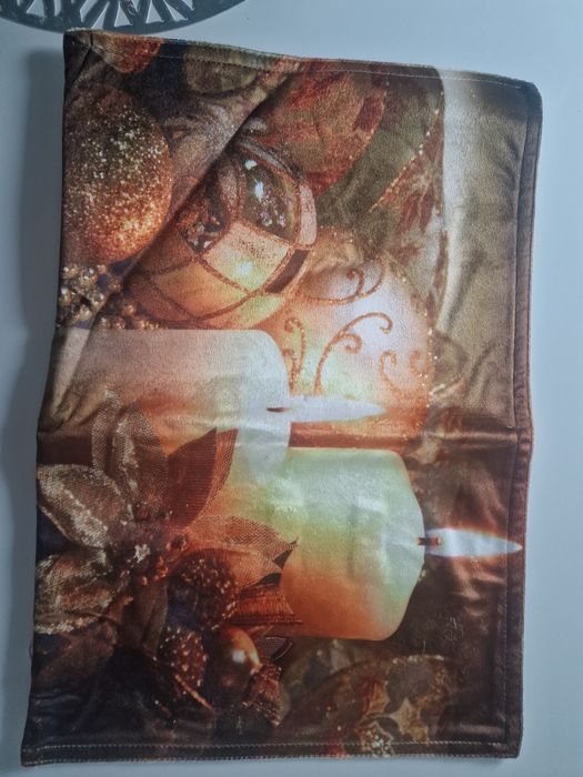 Poszewki na poduszki 2szt swiateczne