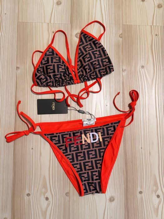 Купальник Fendi розмір М
