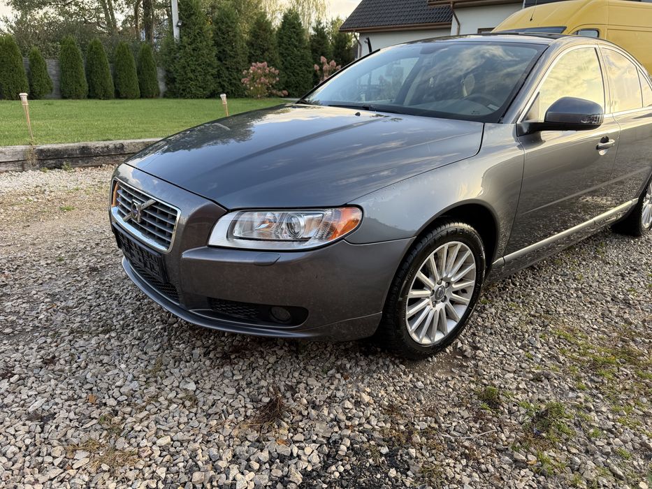 Volvo S80