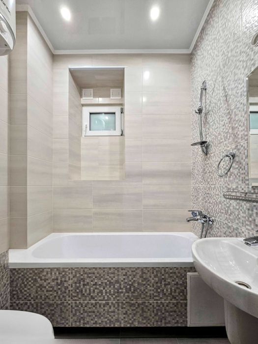 Здається 2-Х кімнатна квартира в ЦЕНТРІ міста на вул.ЖУКОВСЬКОГО