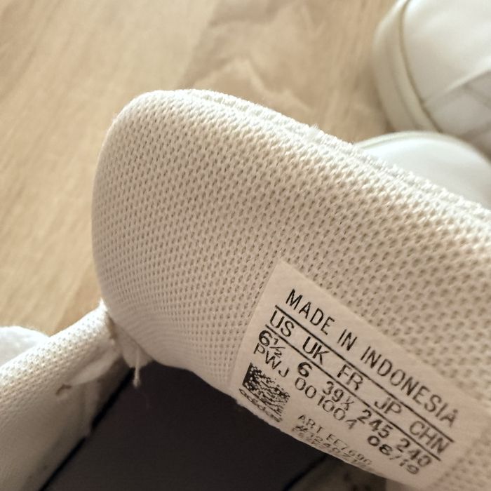 Tenis adidas , n* 39