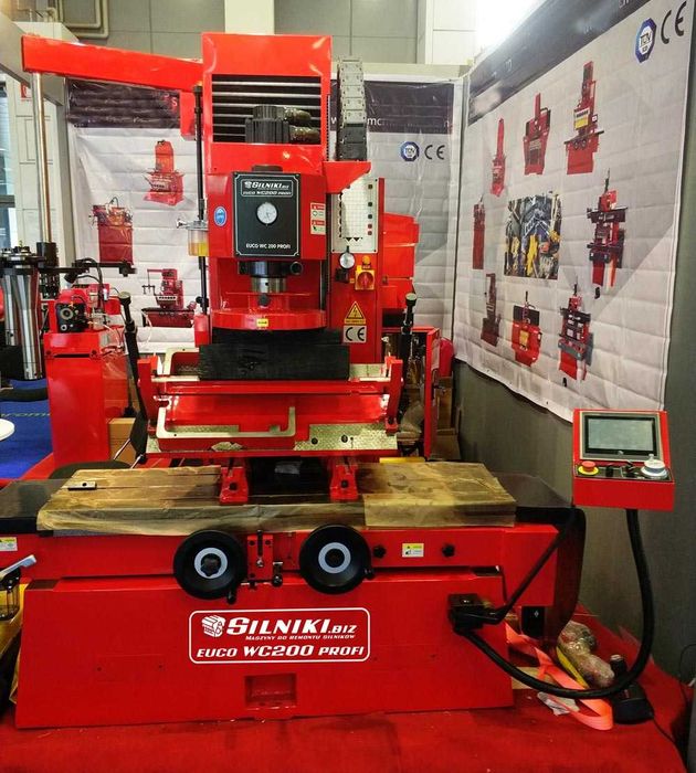 Wytaczarka do cylindrów bloków  silników , SJMC BM200