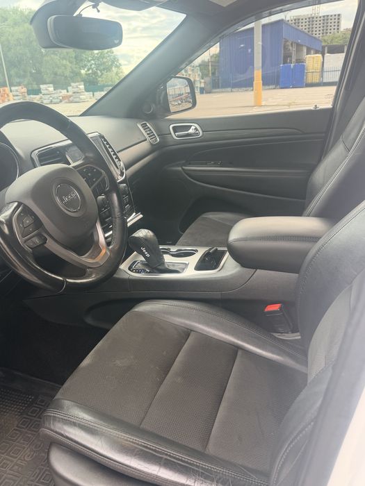 Jeep Grand Cherokee WK2 Laredo X 2022 • 3.6 V6 Pentastar • ГБО • 81 500 км