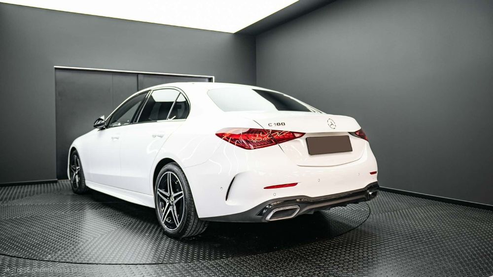 TERMINY NA 2026. Elegancki Mercedes do ślubu wesela - styl i komfort