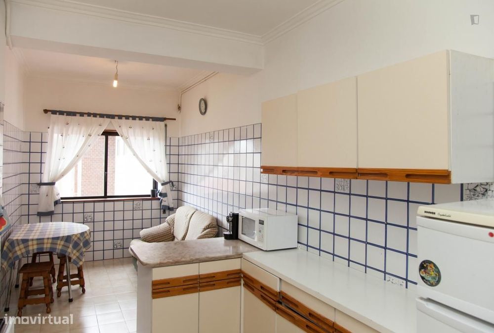 Quarto - localizado em Arregaça Coimbra