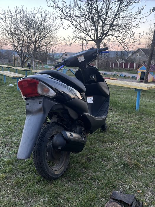 Скутер Suzuki lets 2 new