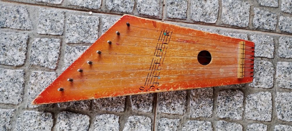 Cytra sowiecka, PRL lata 70-80 radziecka, instrument kolekcjonerski, zabawka