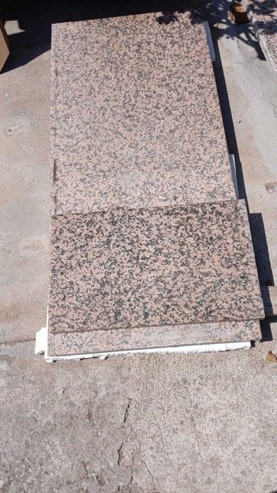 Conjunto Tampos em granito com lavatório