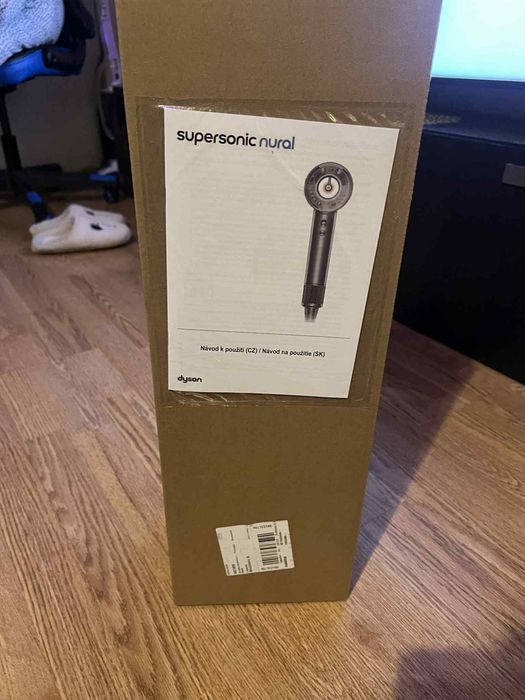 Продам фен Dyson